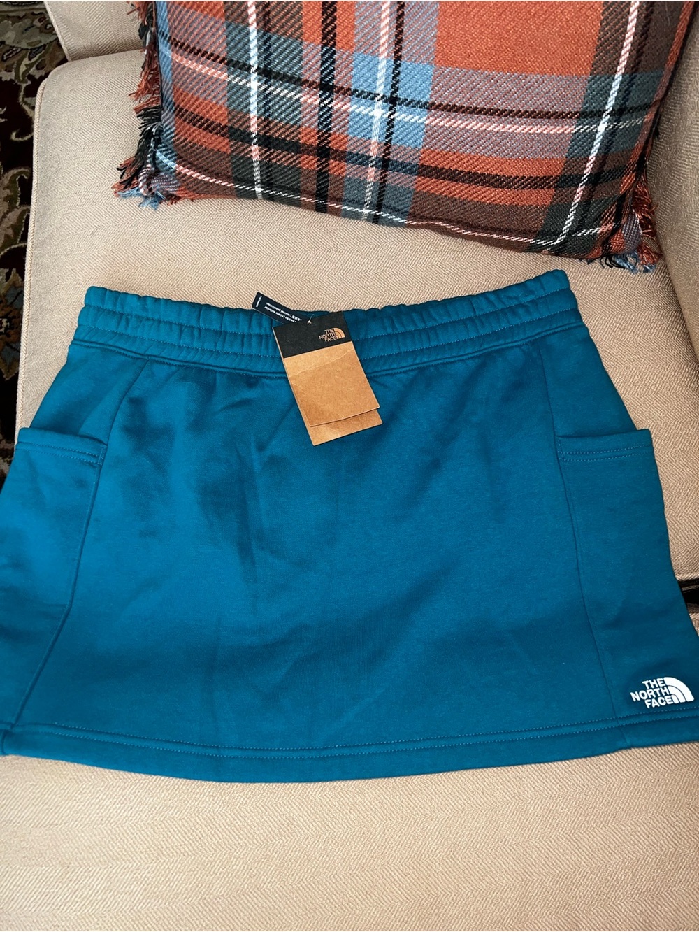 NWT the North Face Evolution fleece skirt